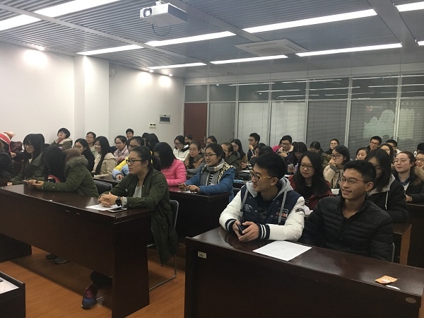 澳门新葡京网址
回访母校动员会5.JPG